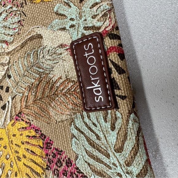 Sakroots Brown Yellow Leaf Print Wristlet Bag Wallet Womens - Picture 2 of 9